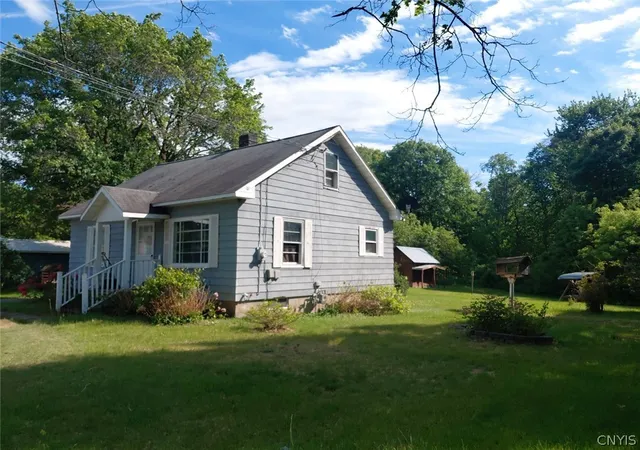 Homes for sale in Volney, NY | 1497 County Route 57, Volney, NY 13069 | MLS# S1686056