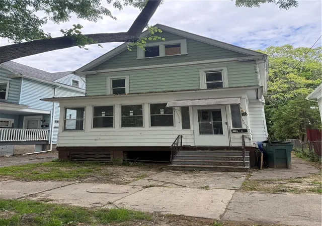 1st image of 258 Curtis St, Rochester, NY 14606 | MLS# R1685178