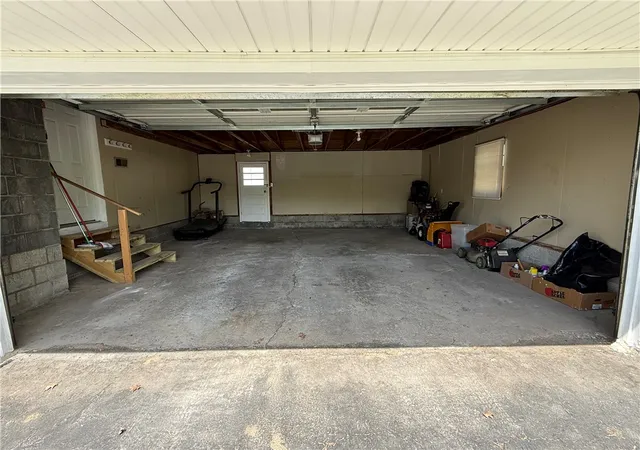 4th image of 3 College Park Dr, Oneonta, NY 13820 | MLS# R1685994