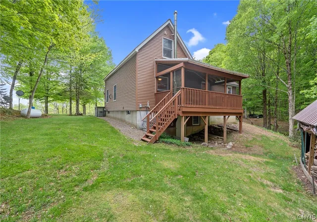 Homes for sale in Osceola, NY | 1571 Niciu Rd, Osceola, NY 13437 | MLS# S1686070