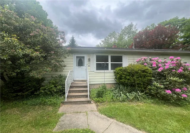 2nd image of 287 Valley View Rd, Unadilla, NY 13733 | MLS# R1685344
