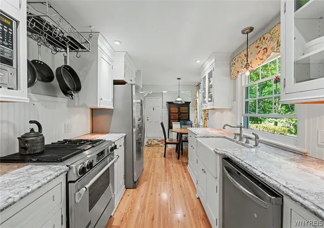 5th image of 4387 Freeman Rd, Orchard Park, NY 14127 | MLS# B1677851