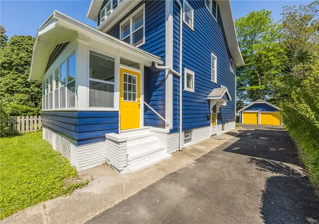 Homes for sale in Rochester, NY | 966 Culver Rd, Rochester, NY 14609 | MLS# R1685840