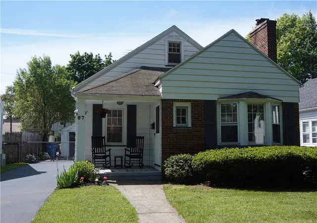 Homes for sale in Rochester, NY | 67 Glenthorne Rd, Rochester, NY 14615 | MLS# R1684536