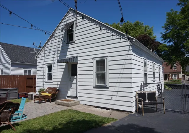 Homes for sale in Rochester, NY | 67 Glenthorne Rd, Rochester, NY 14615 | MLS# R1684536