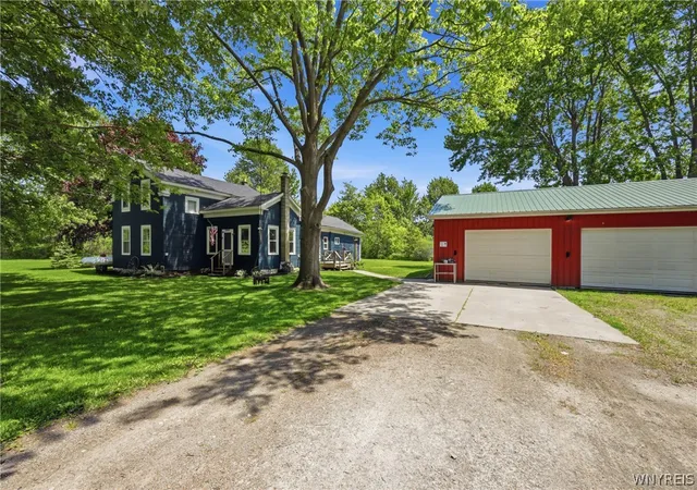 3rd image of 8840 Fisk Rd, Royalton, NY 14001 | MLS# B1686230