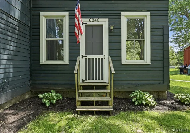 5th image of 8840 Fisk Rd, Royalton, NY 14001 | MLS# B1686230