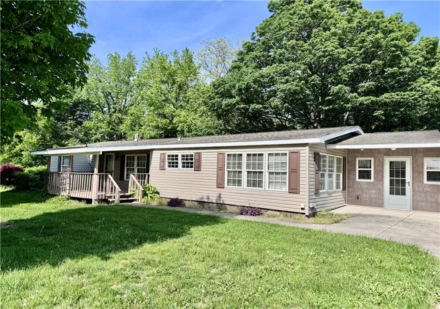 Homes for sale in Gaines, NY | 3171 Eagle Harbor Waterport Rd, Gaines, NY 14411 | MLS# R1686213