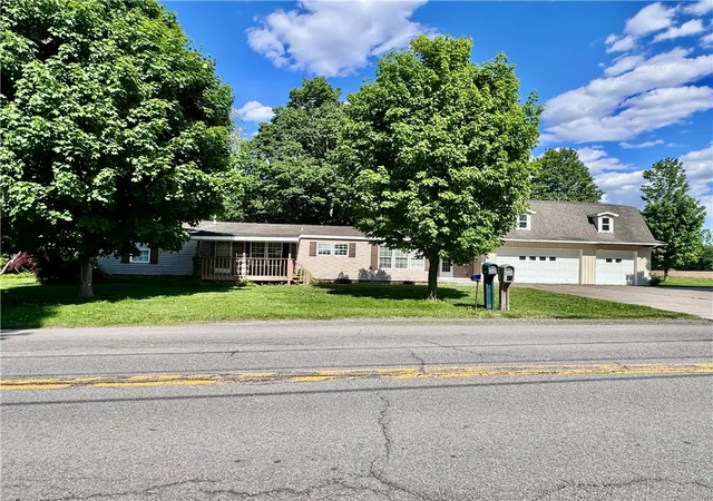 Homes for sale in Gaines, NY | 3171 Eagle Harbor Waterport Rd, Gaines, NY 14411 | MLS# R1686213