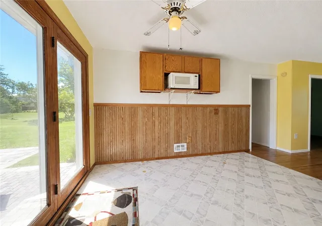 Homes for sale in Hamlin, NY | 1116 Walker Lake Ontario Rd Rd, Hamlin, NY 14468 | MLS# R1685646