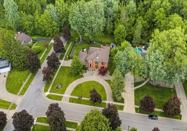 Photo 3 of Sale Pending at 442 Forestview Dr, Buffalo, NY 14221 | MLS# B1686129 | Listing updated on 2026-07-10