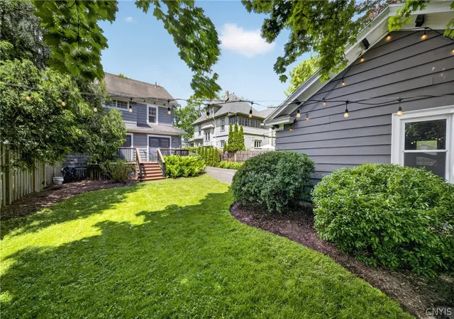Homes for sale in Syracuse, NY | 213 Cambridge St, Syracuse, NY 13210 | MLS# S1680111