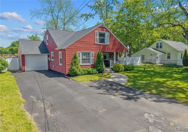 Homes for sale in Clay, NY | 120 Hazelhurst Ave, Clay, NY 13212 | MLS# S1685076