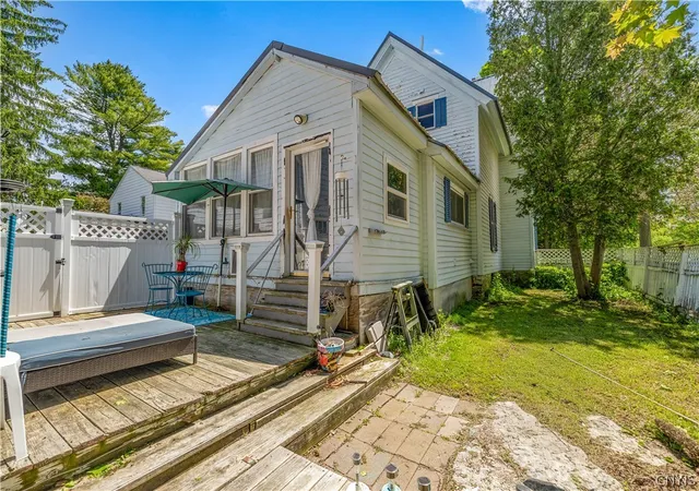 32nd image of 24 W James St, Richfield Springs, NY 13439 | MLS# S1685404