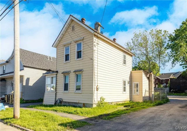 Homes for sale in Utica, NY | 1409 Erie St, Utica, NY 13502 | MLS# S1683308