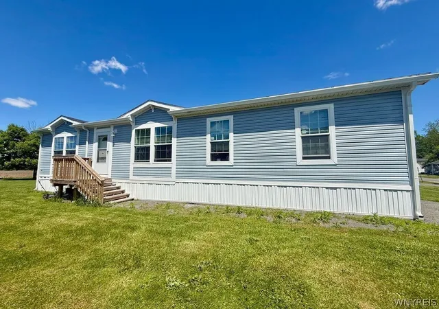 1st image of 3926 Lockport Olcott Rd #139 Rd, Lockport Town, NY 14094 | MLS# B1684902