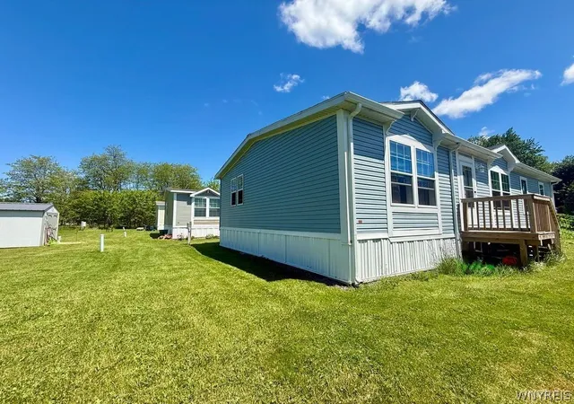 3rd image of 3926 Lockport Olcott Rd #139 Rd, Lockport Town, NY 14094 | MLS# B1684902