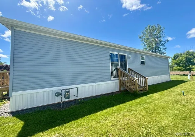 5th image of 3926 Lockport Olcott Rd #139 Rd, Lockport Town, NY 14094 | MLS# B1684902