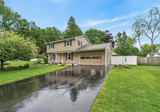 Homes for sale in Perinton, NY | 5 Sandy Hill Dr, Perinton, NY 14450 | MLS# R1684688