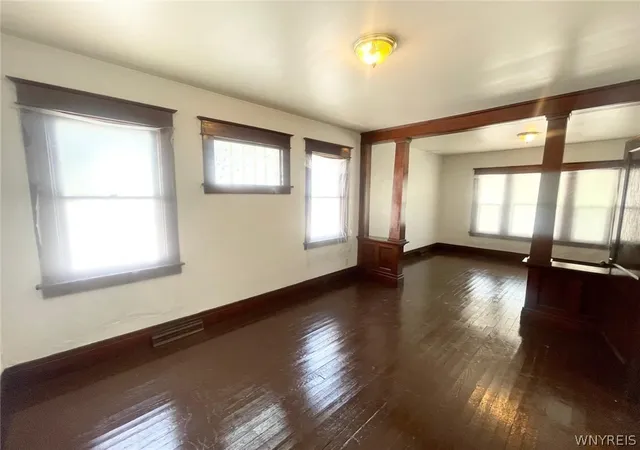 5th image of 54 Blake St, Buffalo, NY 14211 | MLS# B1686328