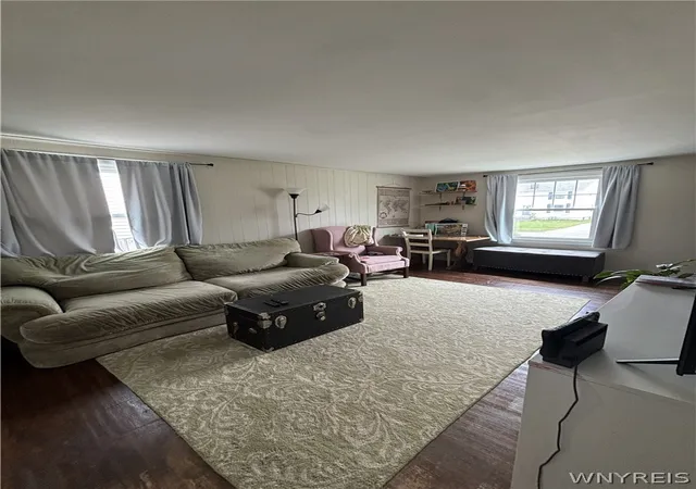 3rd image of 107 Fowler Ave, Tonawanda, NY 14217 | MLS# B1686318