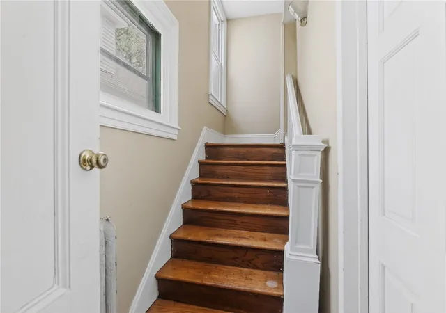Homes for sale in Rochester, NY | 36 Cambridge St, Rochester, NY 14607 | MLS# R1686254
