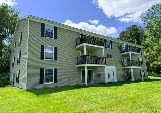 Homes for sale in Lenox, NY | 7112 Apt #10 New Yorker Ave, Lenox, NY 13032 | MLS# S1686387