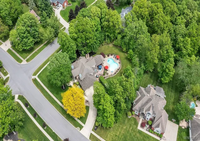 Homes for sale in Grand Island, NY | 330 Deerwood Ln, Grand Island, NY 14072 | MLS# B1677994