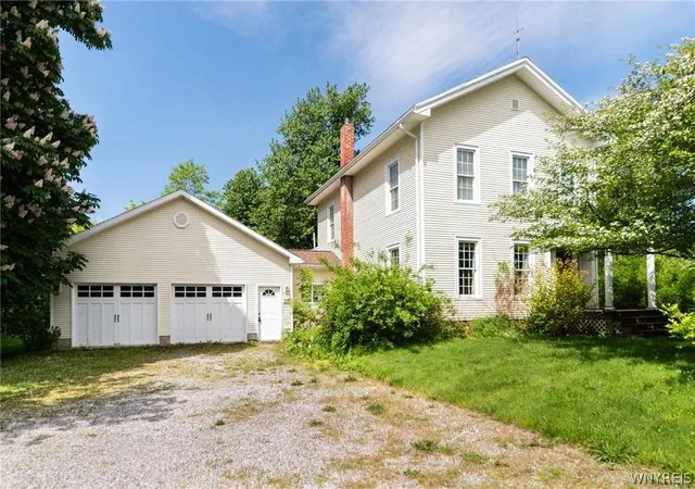 Homes for sale in Batavia, NY | 9318 Creek Rd, Batavia, NY 14020 | MLS# B1684924
