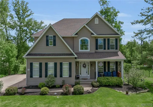 1st image of 6361 Main Rd, Pendleton, NY 14094 | MLS# B1686315