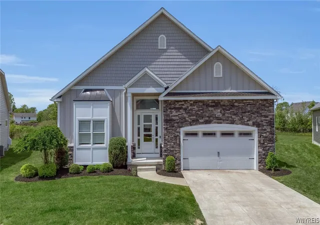 1st image of 5687 Creekwood Ct W, East Amherst, NY 14051 | MLS# B1685867