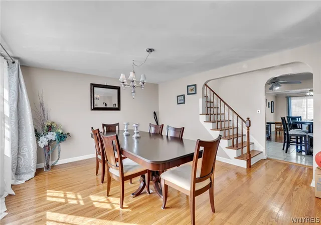 3rd image of 39 Leawood Dr, Tonawanda, NY 14150 | MLS# B1685288