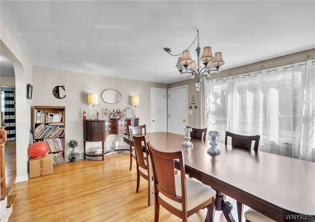 5th image of 39 Leawood Dr, Tonawanda, NY 14150 | MLS# B1685288