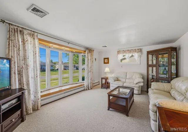 4th image of 558 Applewood Dr, Porter, NY 14174 | MLS# B1682194