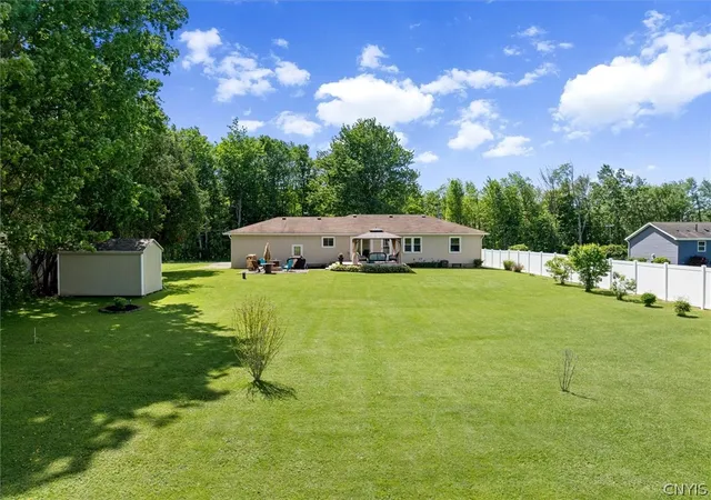 Homes for sale in Westmoreland, NY | 6388 Lower Lawrence St, Westmoreland, NY 13440 | MLS# S1686181