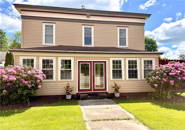 2nd image of 5 Lake St, New Berlin, NY 13411 | MLS# R1686159