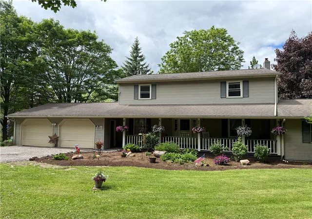 Photo 1 of Single family home for sale at 1316 Bay Dr, Middlesex, NY 14507 | MLS# R1685456 | Listing updated on 2026-08-03
