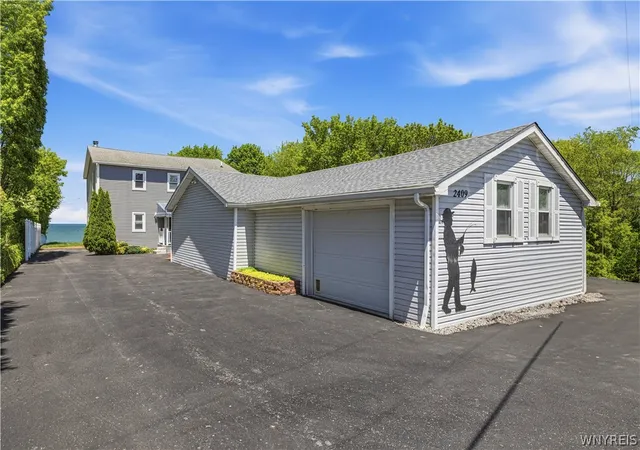 4th image of 2409 Lake Rd, Ransomville, NY 14131 | MLS# B1686299