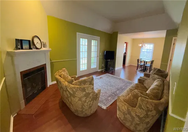 3rd image of 22 Bristol Dr #B, Buffalo, NY 14228 | MLS# B1680006