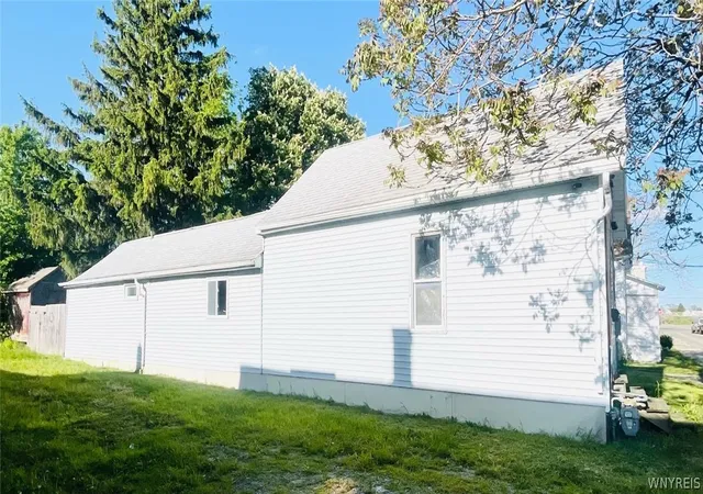 18th image of 18 Olga Pl, Buffalo, NY 14206 | MLS# B1686555