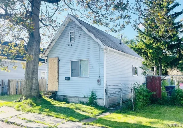 1st image of 18 Olga Pl, Buffalo, NY 14206 | MLS# B1686555