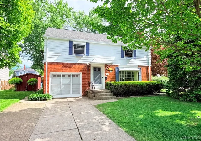 Homes for sale in Buffalo, NY | 122 Turner Ave, Buffalo, NY 14220 | MLS# B1686502