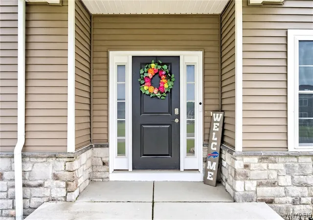 4th image of 4 Wentworth Dr, Orchard Park, NY 14127 | MLS# B1686306