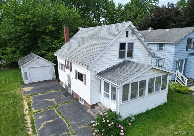 Homes for sale in Batavia City, NY | 8 Denio St, Batavia City, NY 14020 | MLS# B1686561