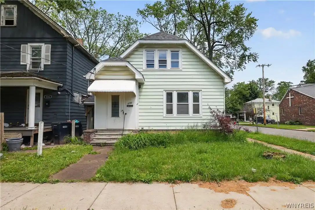 Photo 1 of Sale Pending at 1890 Linwood Ave, Niagara Falls, NY 14305 | MLS# B1685153 | Listing updated on 2026-10-08