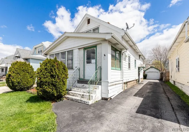 Homes for sale in Cheektowaga, NY | 101 Eggert Rd, Cheektowaga, NY 14215 | MLS# B1686246