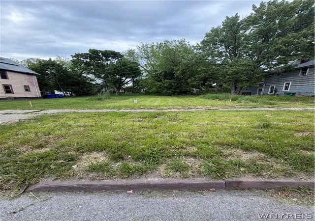 1st image of 1118 Niagara Ave, Niagara Falls, NY 14305 | MLS# B1682636