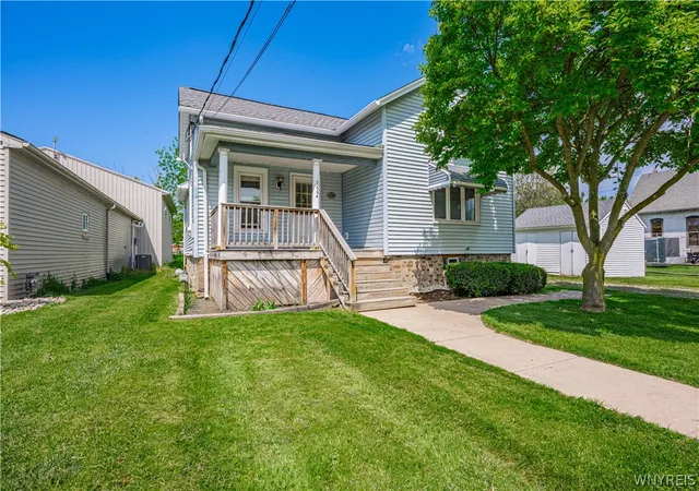 1st image of 3604 Ransomville Rd, Ransomville, NY 14131 | MLS# B1686572