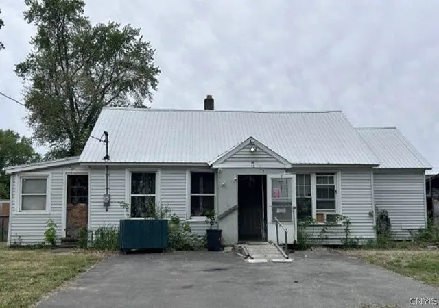 1st image of 13 Mosher Ln, Hudson Falls, NY 12839 | MLS# S1686645