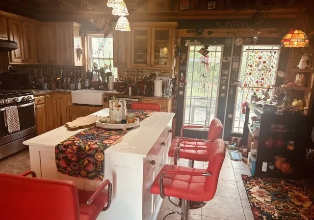 3rd image of 819 Cheese Factory Rd, Honeoye Falls, NY 14472 | MLS# R1686611